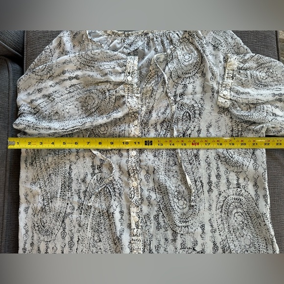 Not Your Daughters Jeans long sleeve black/white button down blouse size Large - Picture 8 of 9